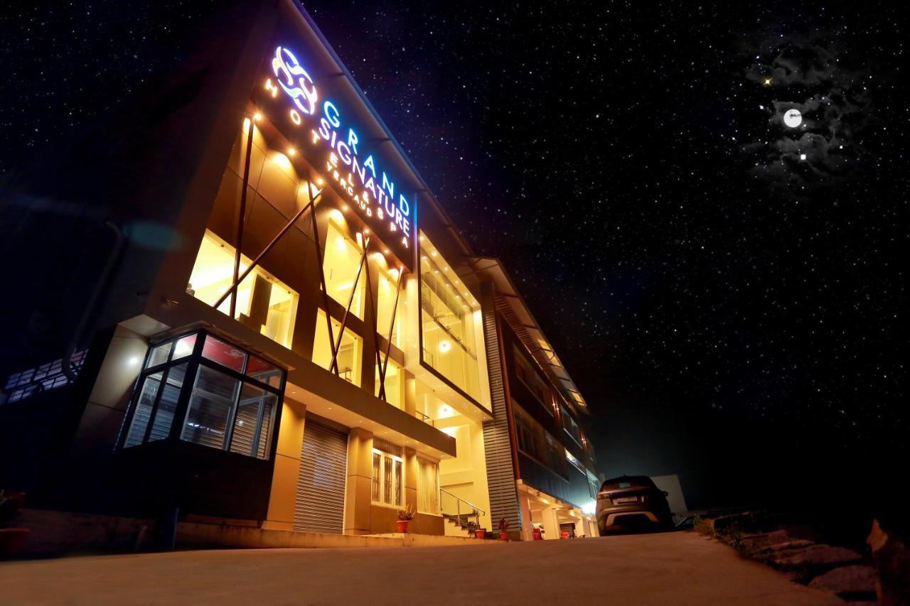 Grand Signature Hotel & Spa Йеркод Экстерьер фото
